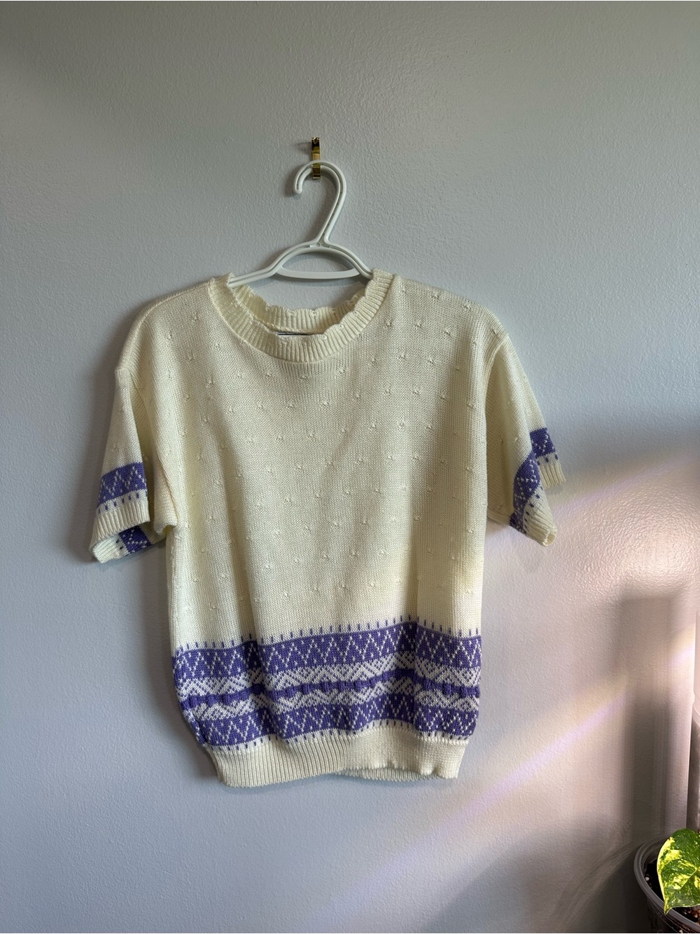 Vintage Cuddle Knit USA Ivory & Lavender Fair Isle Sweater Top Size M